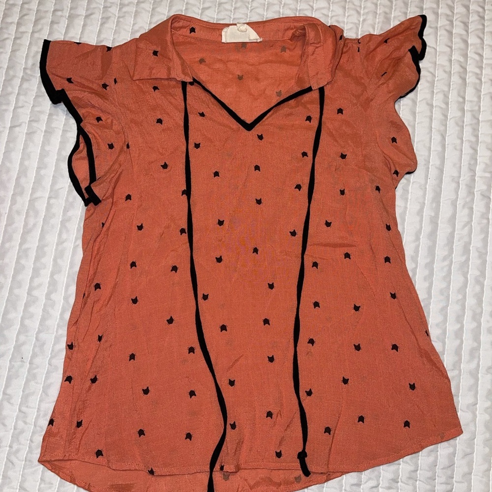 Black cat shirt
